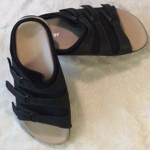 Akaishi comfort sandals
